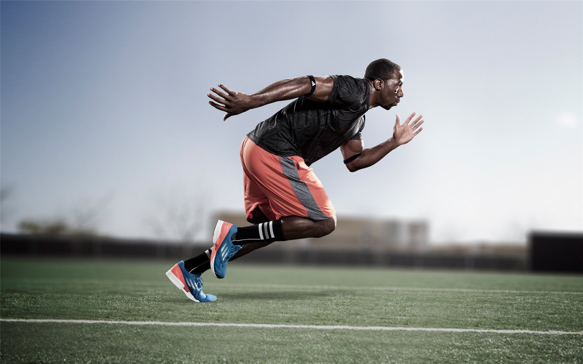 竞技与娱乐结合，中国篮球真人秀亮相荧屏，篮球真人秀节目